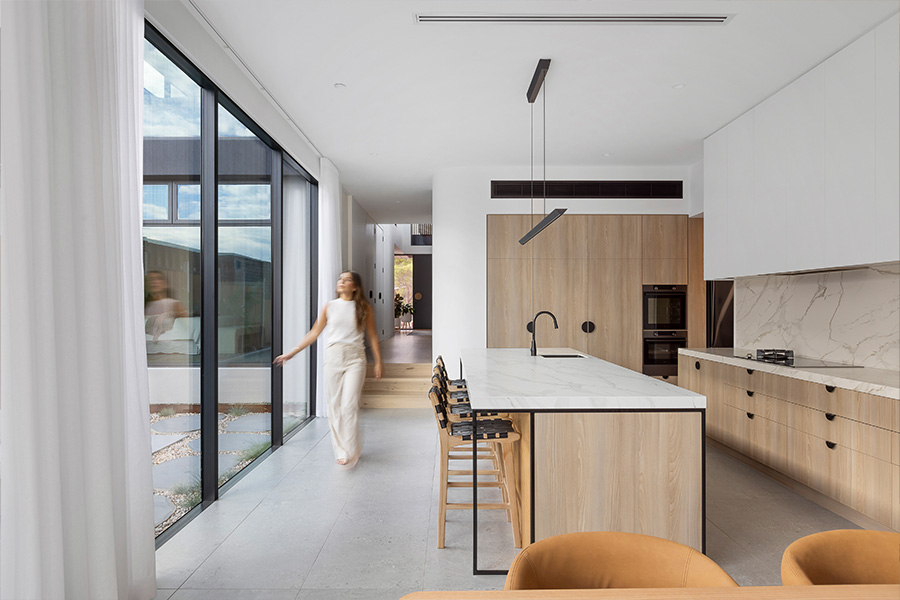 Standard Specification High Performance Low-e Double Glazing Argon Fill