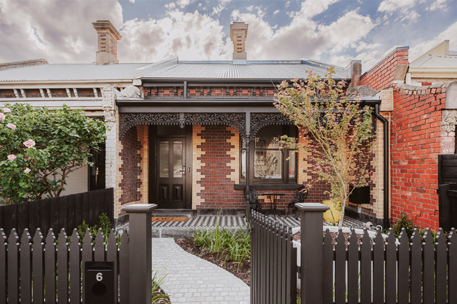 2_Rylock_Illuminated Form