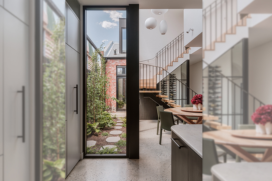 5_Rylock_Illuminated Form