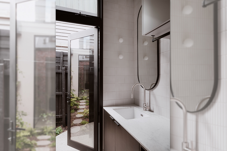 7_Rylock_Illuminated Form